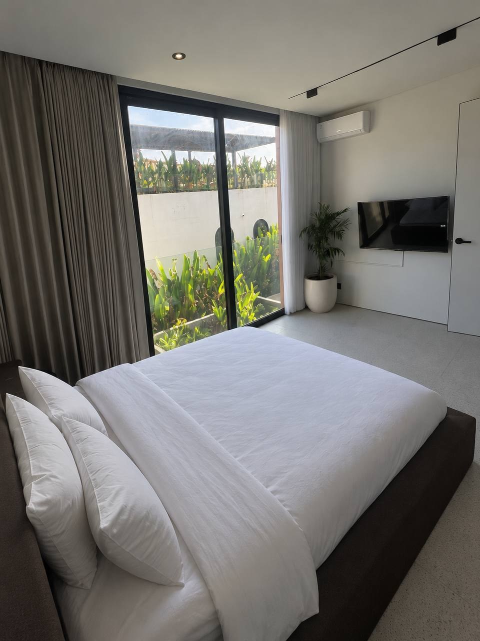Aquamarine townhouse after renovation photo